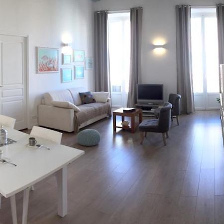 2 Bedrooms Appartement In Central Location On The Famous Place Massena Ніцца Екстер'єр фото