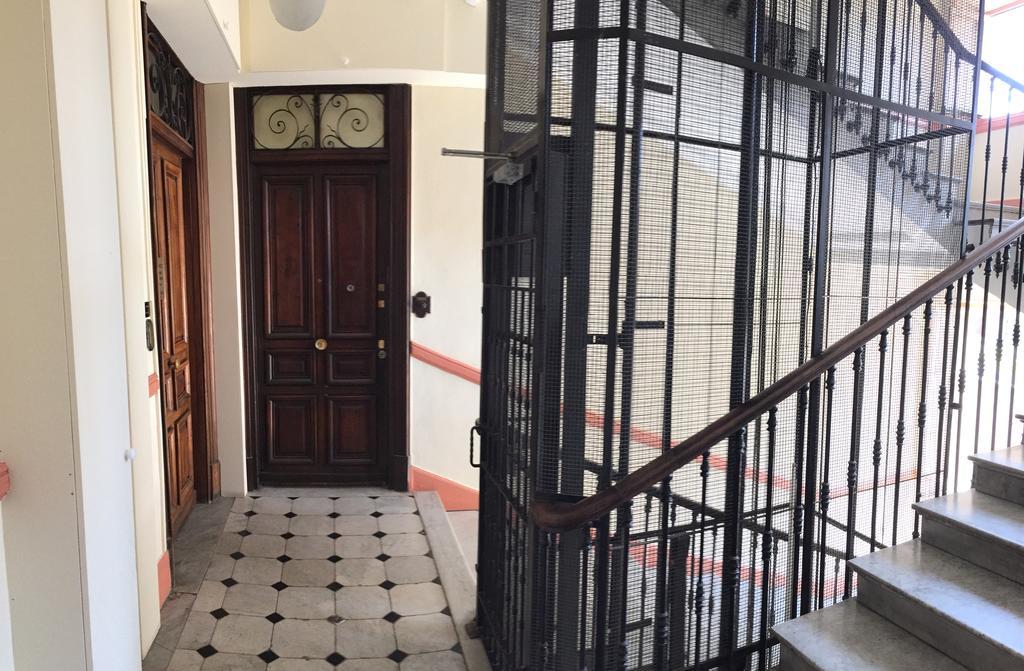 2 Bedrooms Appartement In Central Location On The Famous Place Massena Ніцца Екстер'єр фото