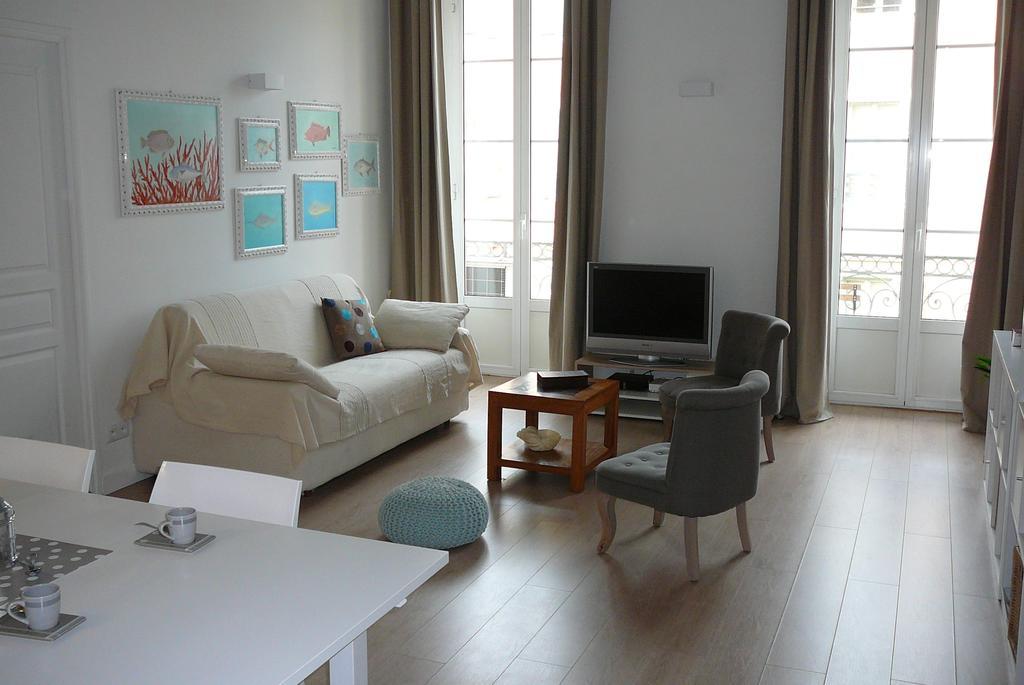 2 Bedrooms Appartement In Central Location On The Famous Place Massena Ніцца Екстер'єр фото